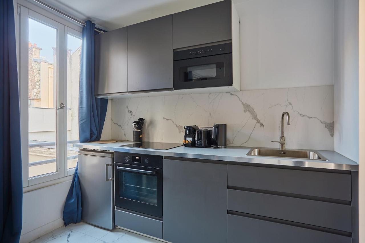 Residence Porte Maillot Arc De Triomphe By Studio Prestige Париж Екстериор снимка